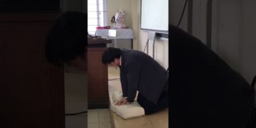 Bác sĩ Bùi Hoàng Hải hướng dẫn sơ cấp cứu cho học sinh THPT
